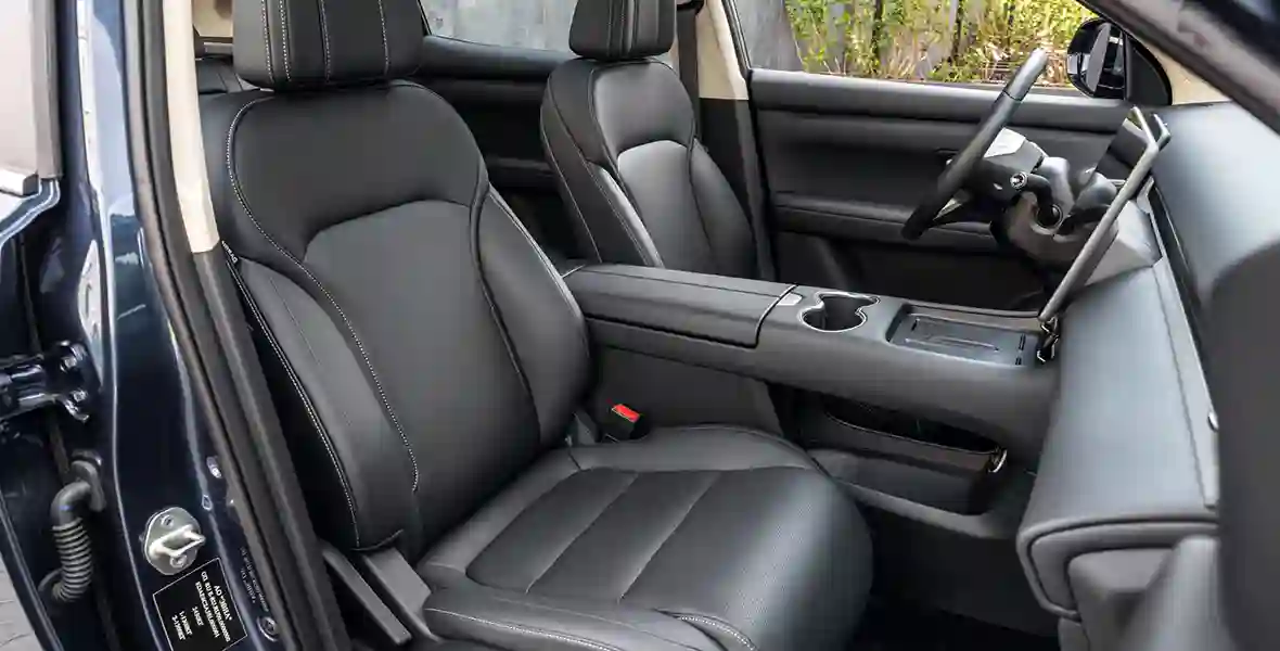 EVOLUTE объявляет о старте продаж обновленного гибридного кроссовера EVOLUTE i‑SPACE